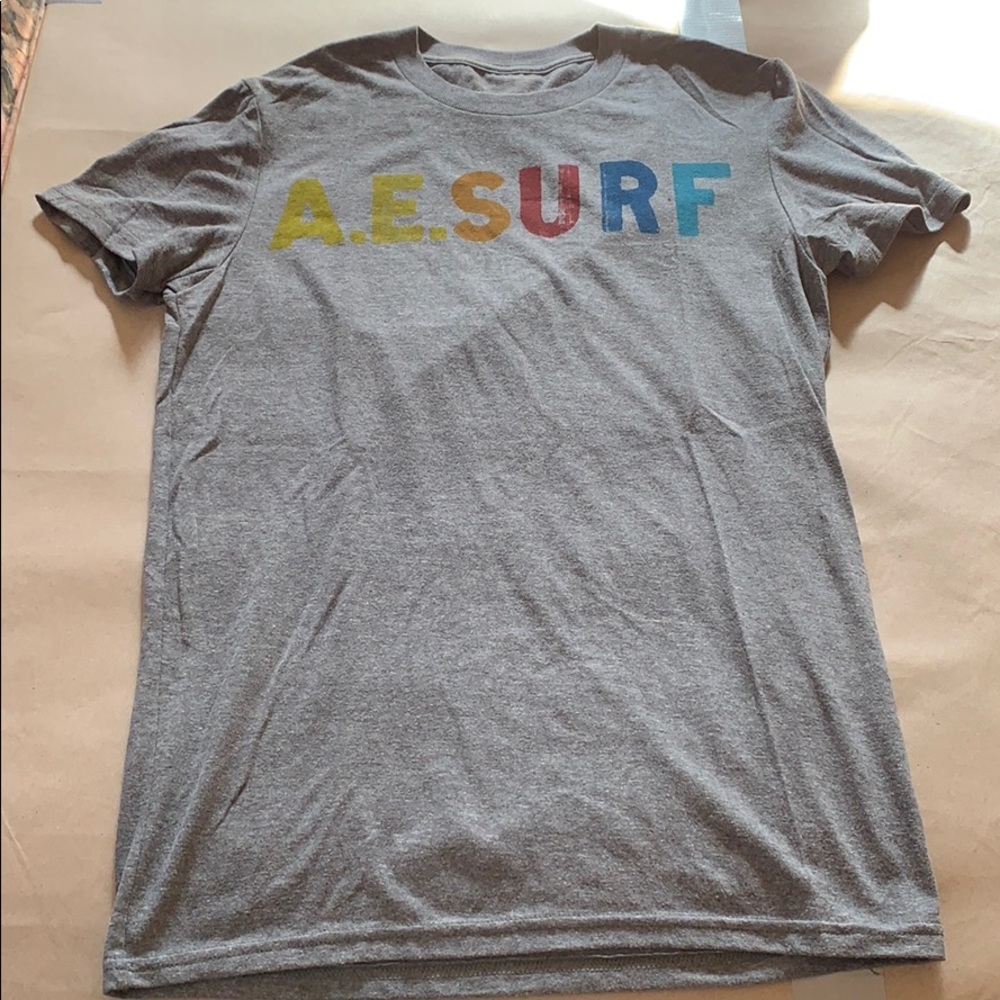 Men’s American eagle T-shirt size XS